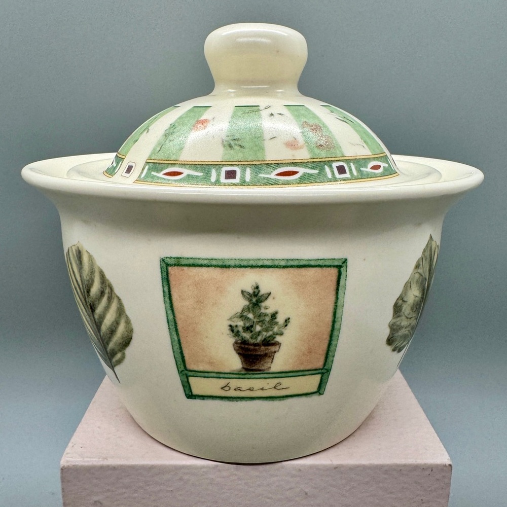EUC Vintage Late 1990s Portfolio By Pfaltzgraff Naturewood Sugar Bowl with Lid